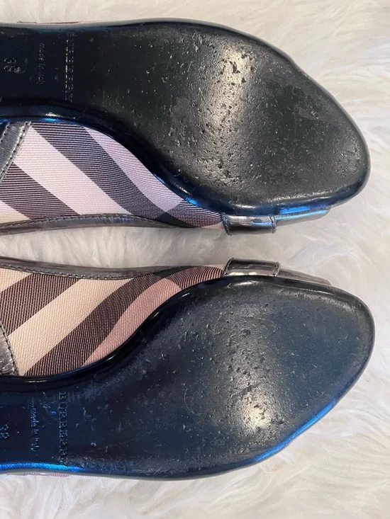 Burberry 38 Pewter Metallic Nova Check Sling-Back Peep-Toe Flats - Picture 7 of 11